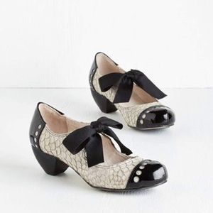 Modcloth All Black brand mary janes/spectators
